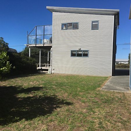 Oceans 8 - Mangawhai Heads Holiday Home Екстер'єр фото